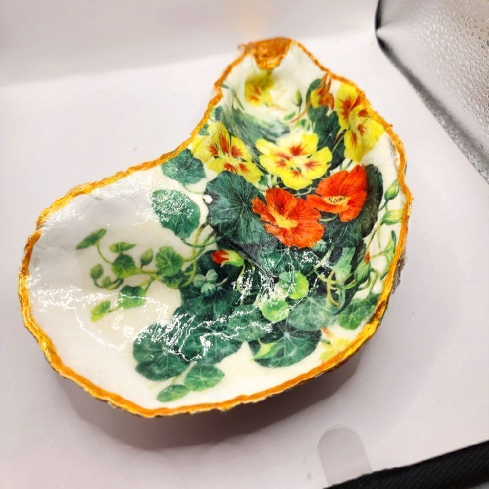 DECOUPAGE HUGE OYSTER SHELL